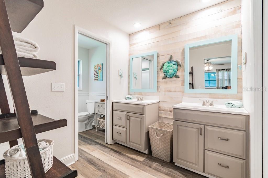 Image 26 of 38 For 1219 Village Green Parkway