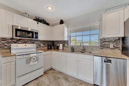 Image 10 of 21 For 2916 Woodcrest Drive Drive