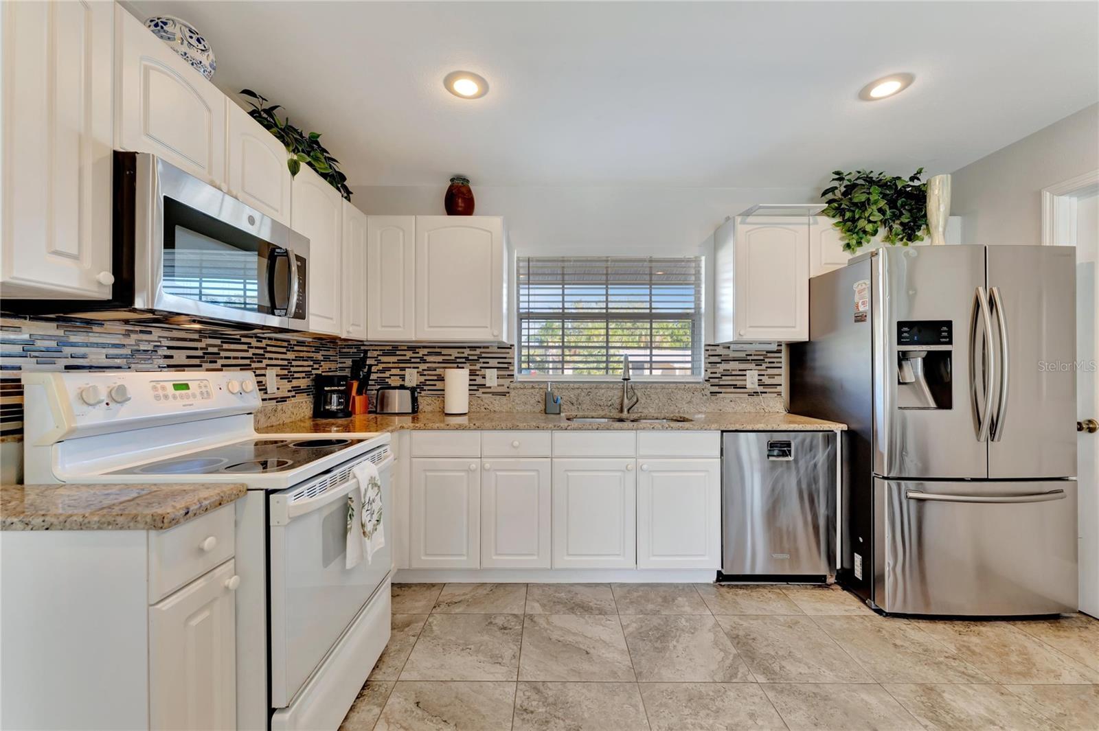 Image 9 of 21 For 2916 Woodcrest Drive Drive