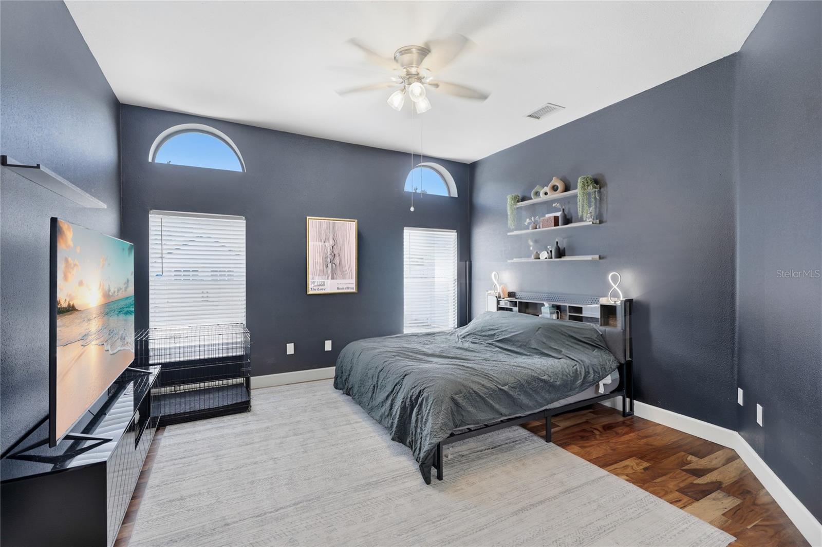 Listing photo id 17 for 10810 Sailbrooke Drive