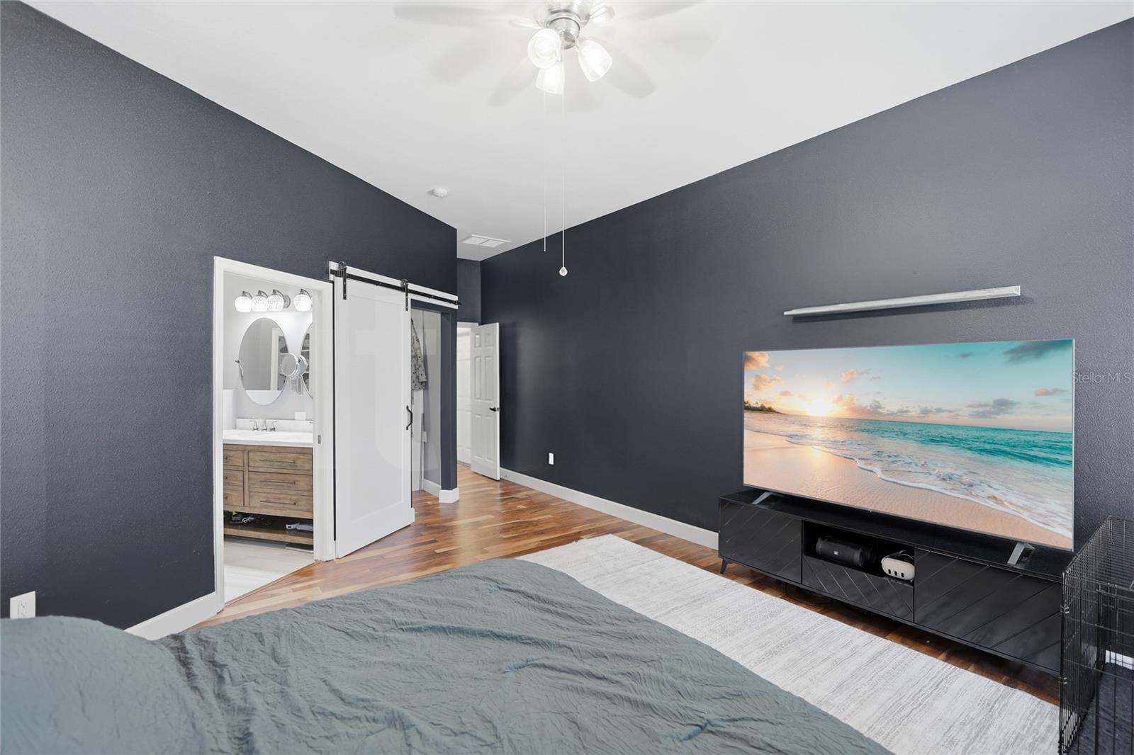 Listing photo id 19 for 10810 Sailbrooke Drive