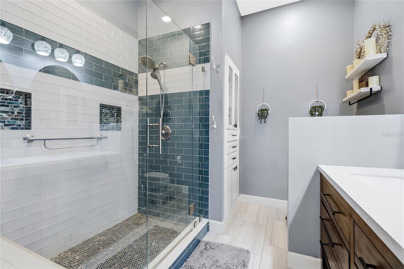 Listing photo id 21 for 10810 Sailbrooke Drive