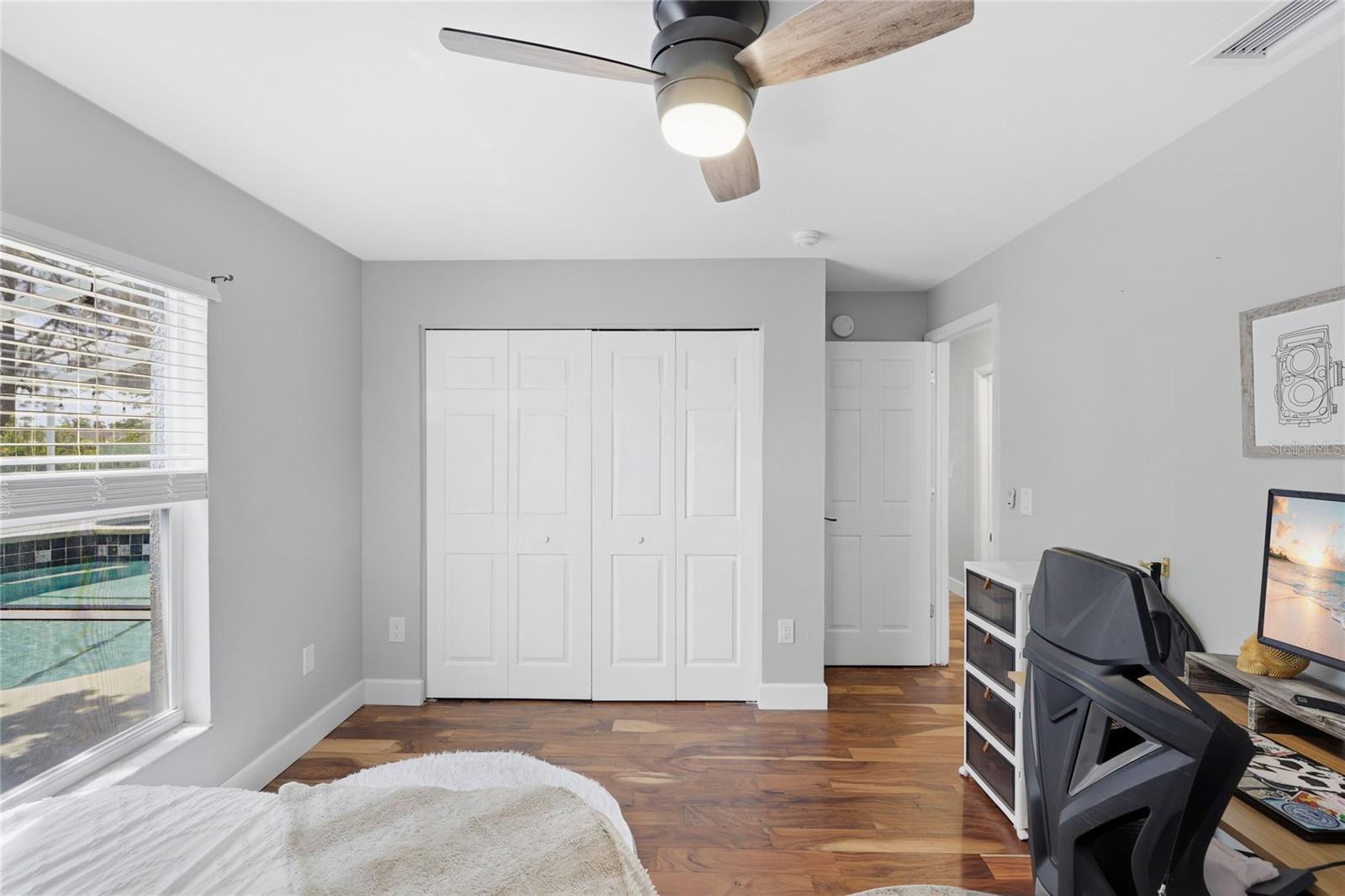 Listing photo id 23 for 10810 Sailbrooke Drive