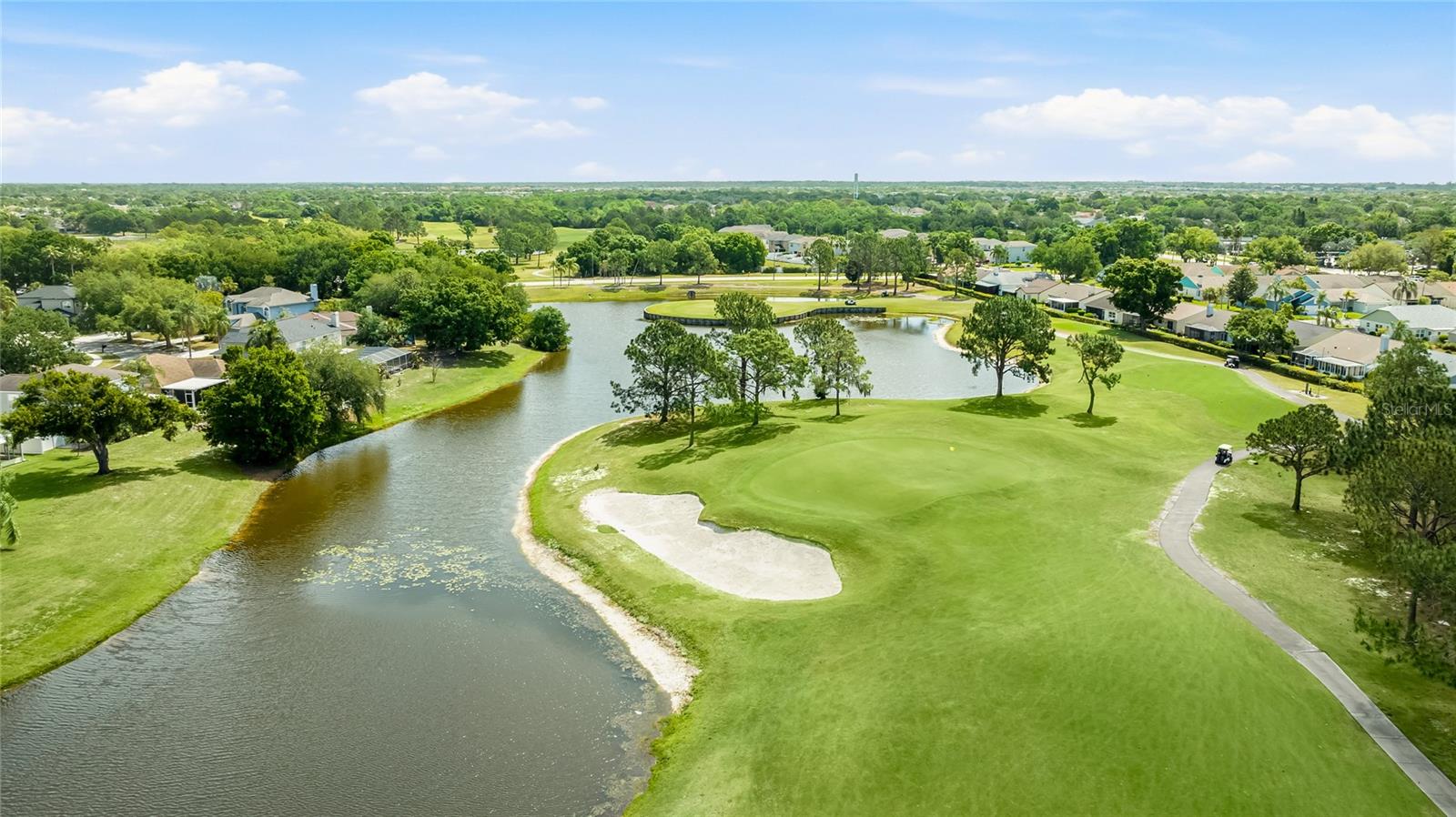 Listing photo id 48 for 10810 Sailbrooke Drive