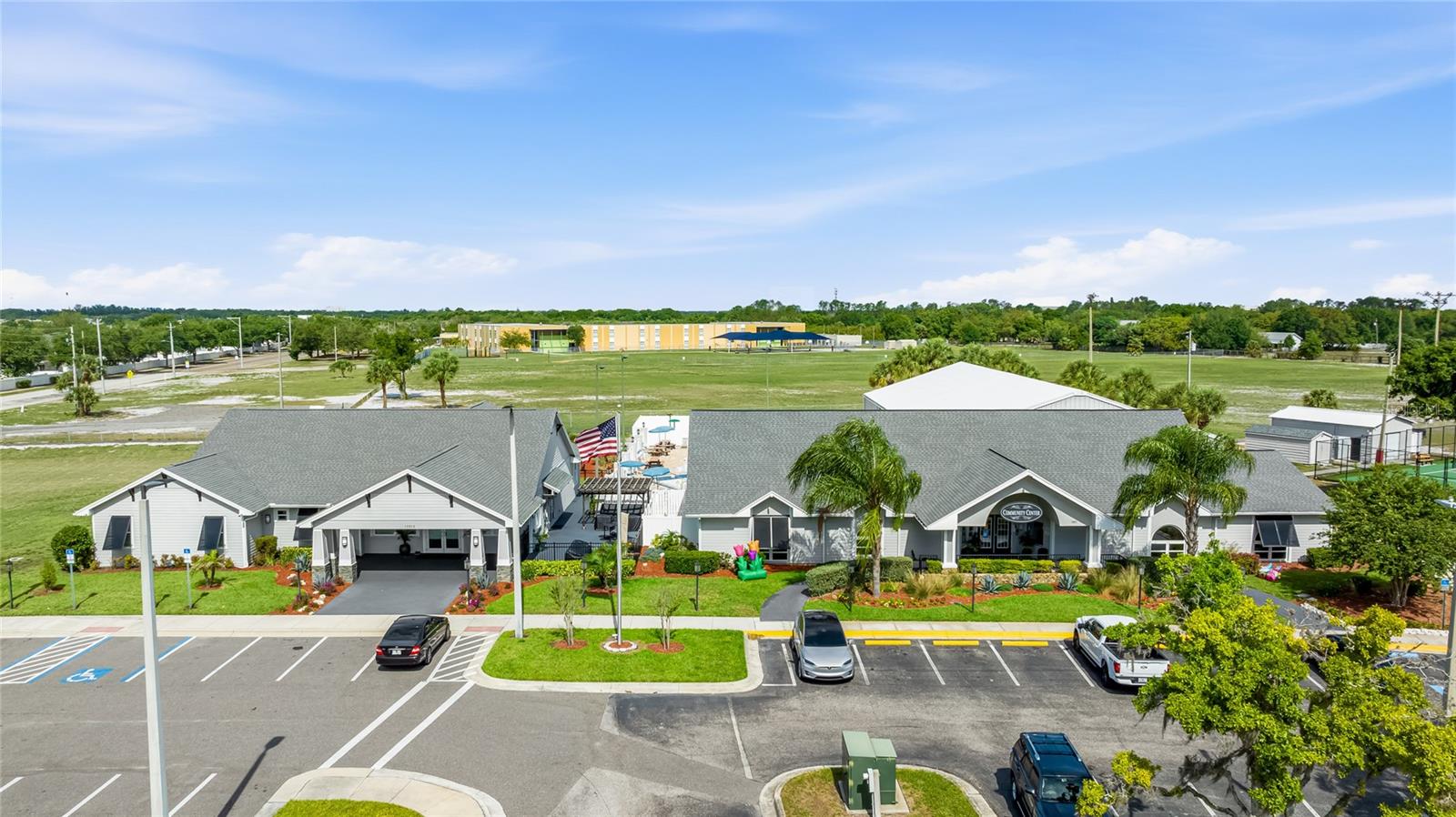 Listing photo id 54 for 10810 Sailbrooke Drive