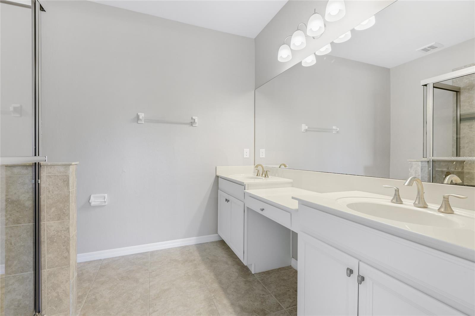 Image 20 of 35 For 4271 Expedition Way 103