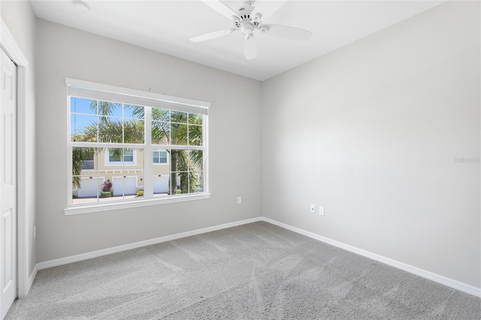 Image 23 of 35 For 4271 Expedition Way 103