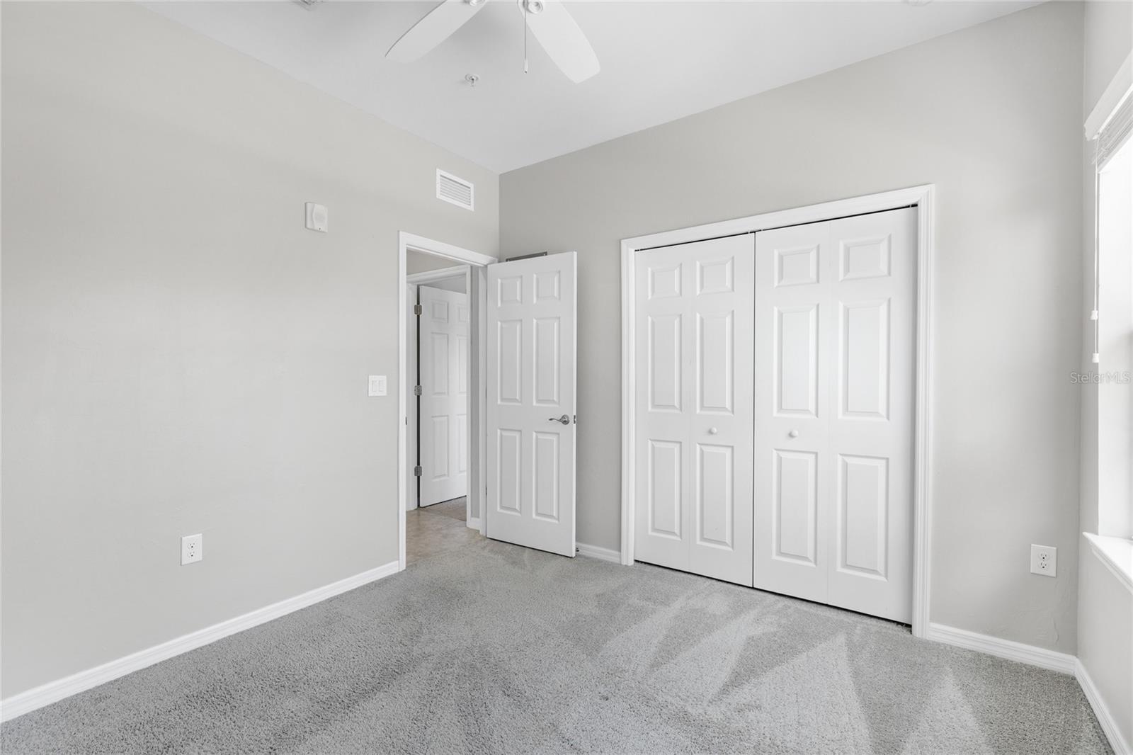 Image 25 of 35 For 4271 Expedition Way 103