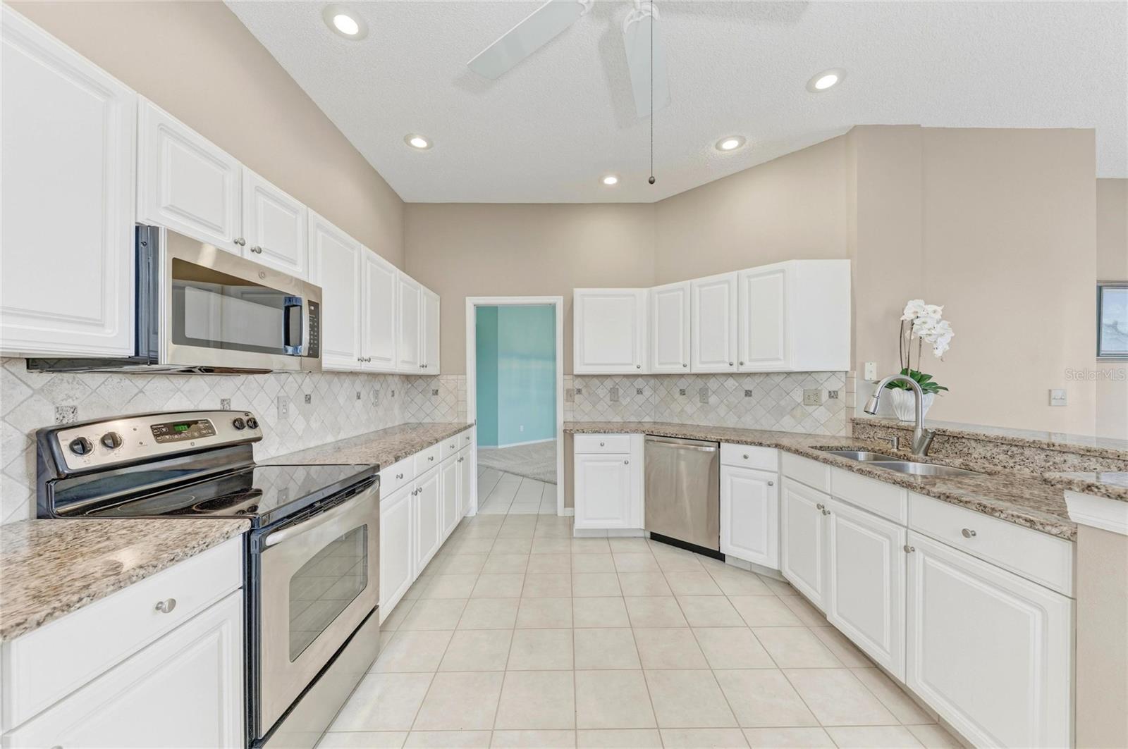 Image 20 of 66 For 4514 50th Drive W