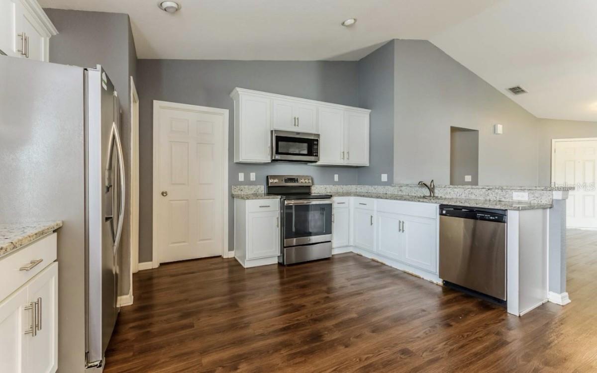 Image 7 of 14 For 1435 Piney Branch Circle