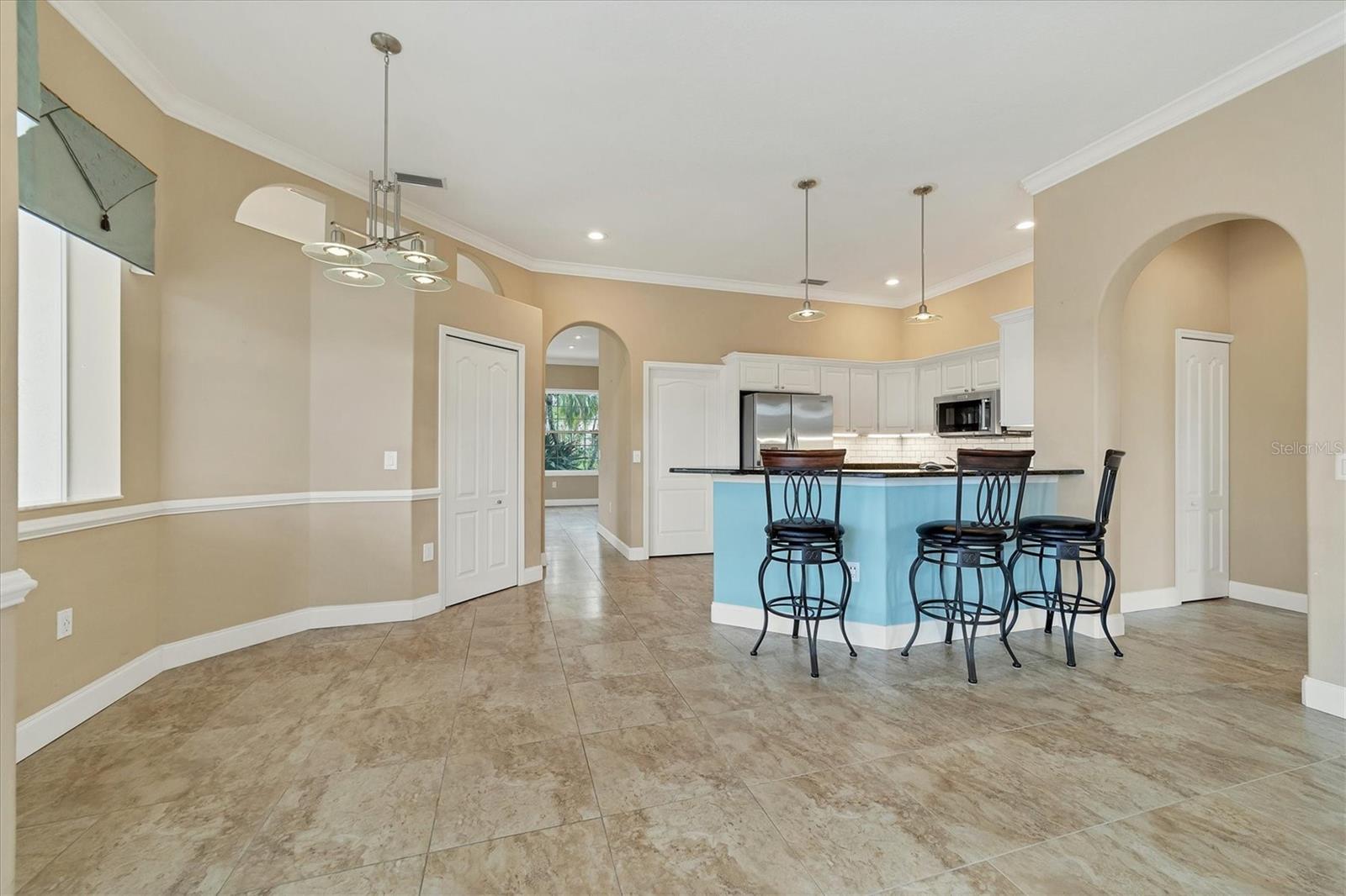 Image 16 of 48 For 11709 Clubhouse Drive