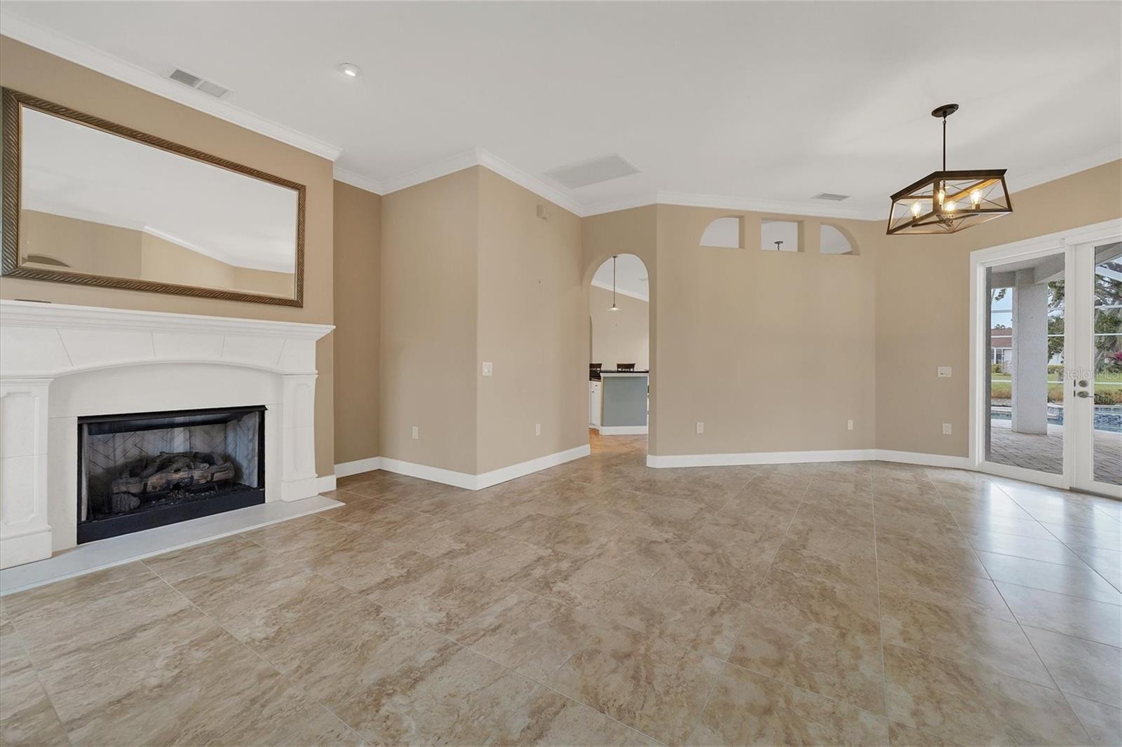 Image 9 of 48 For 11709 Clubhouse Drive