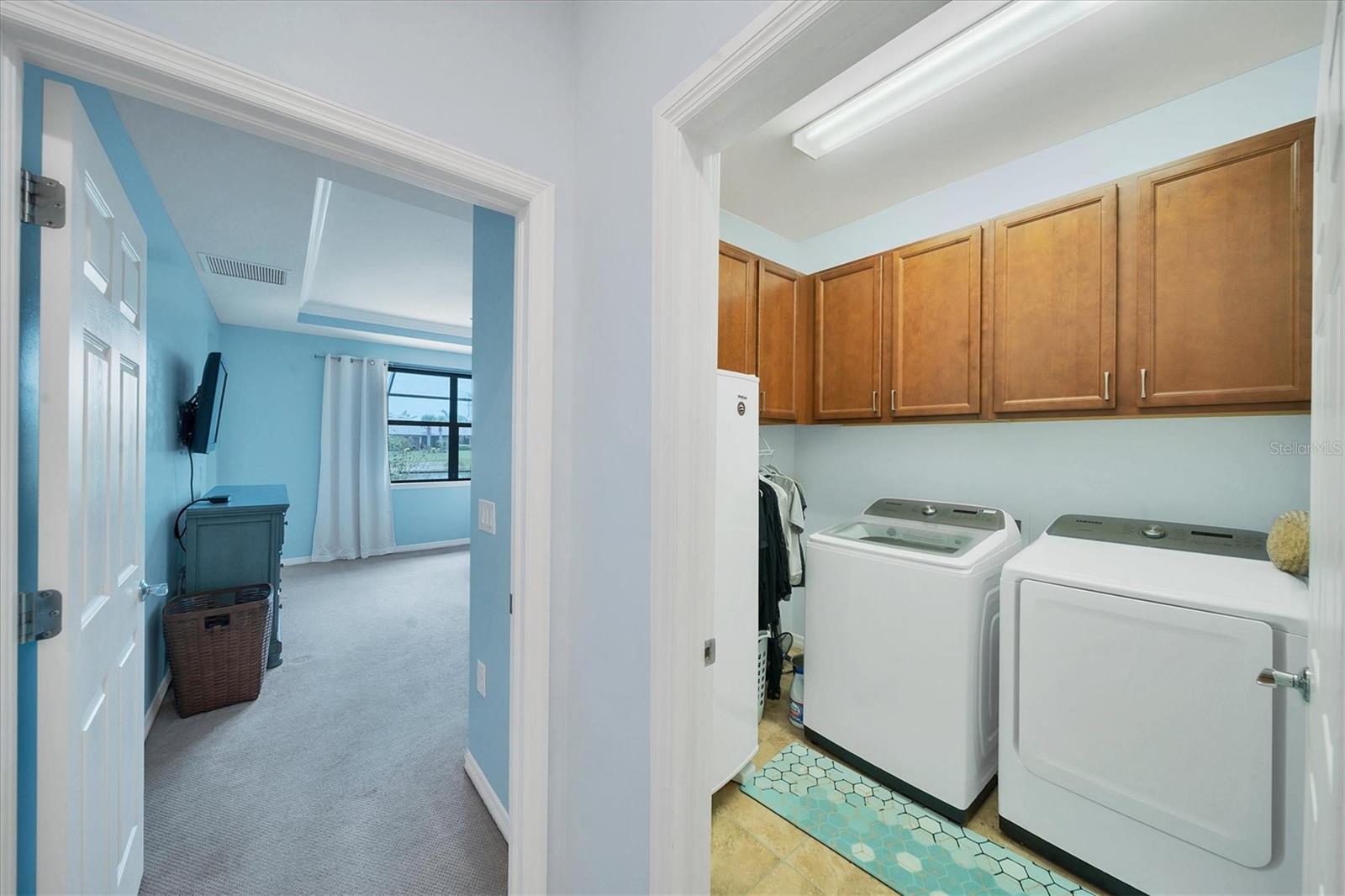 Image 11 of 74 For 19851 Quisto Street