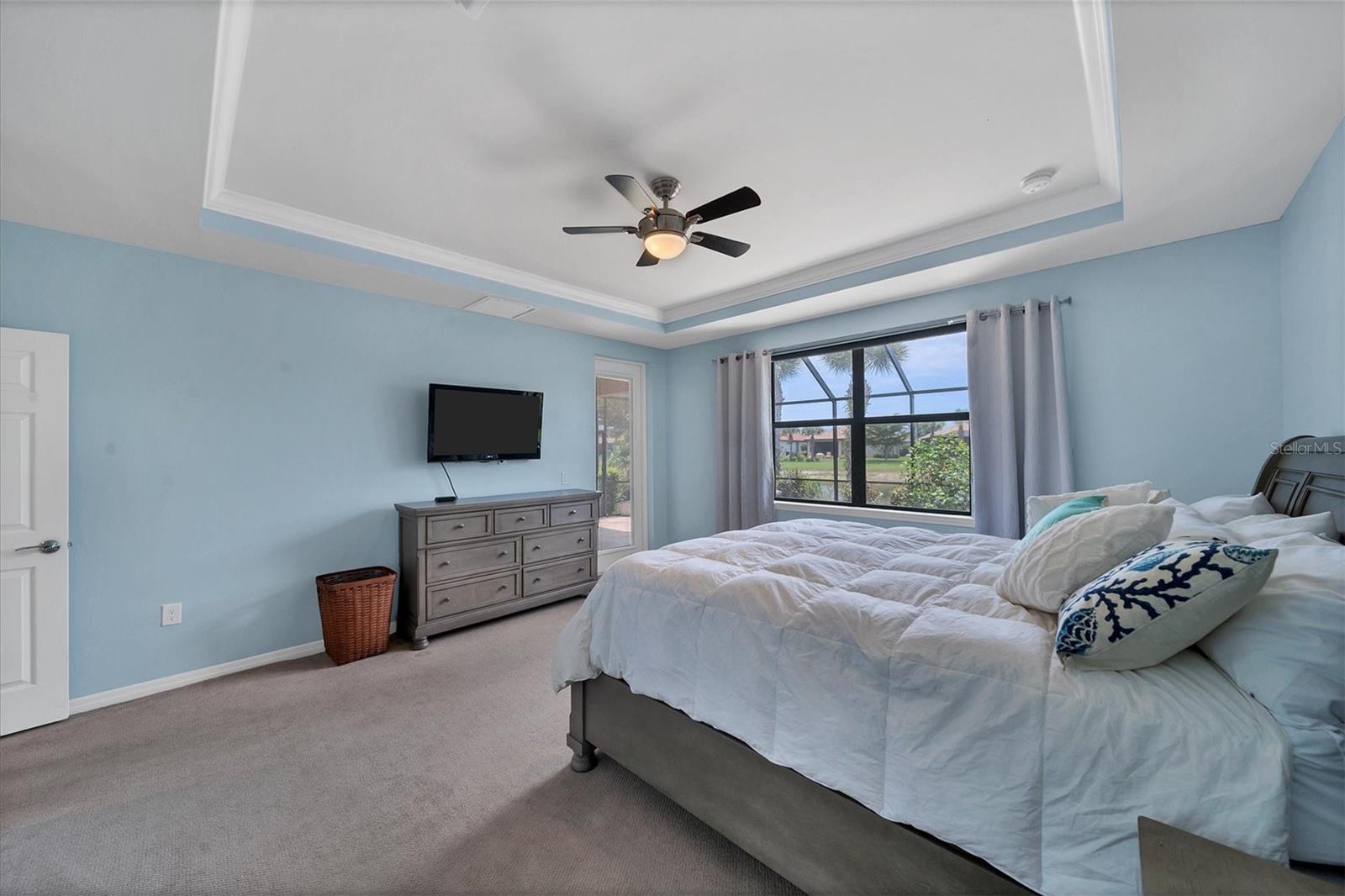 Image 12 of 74 For 19851 Quisto Street