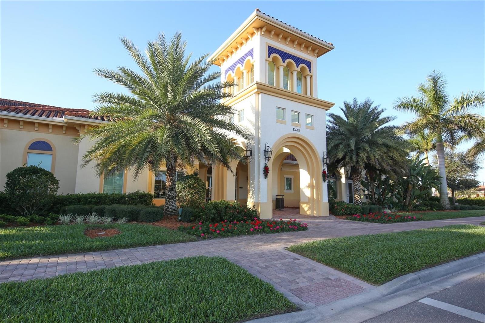 Image 44 of 74 For 19851 Quisto Street