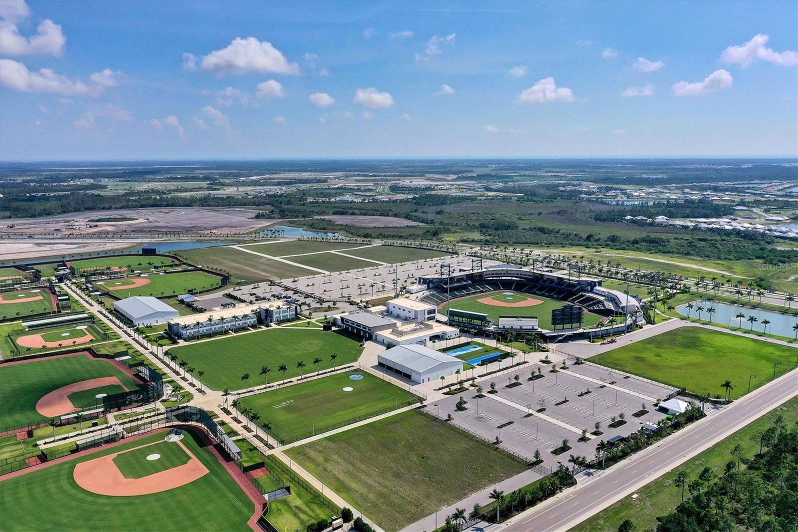 Image 53 of 74 For 19851 Quisto Street