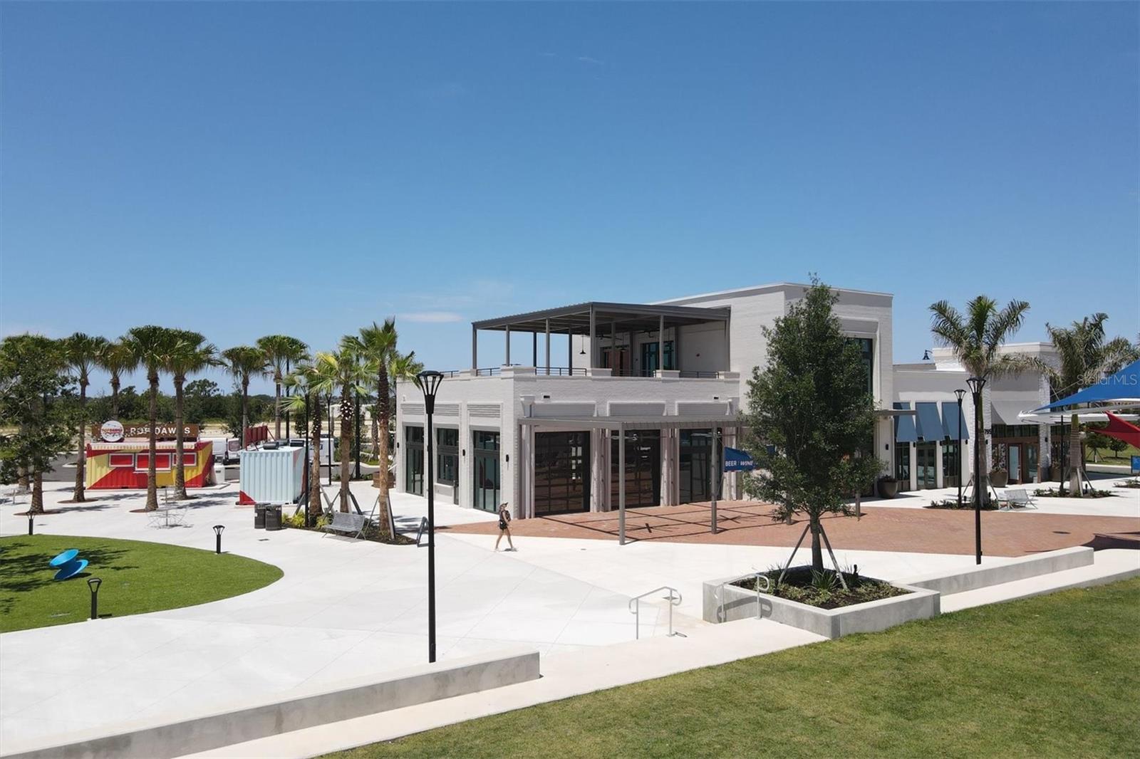 Image 63 of 74 For 19851 Quisto Street