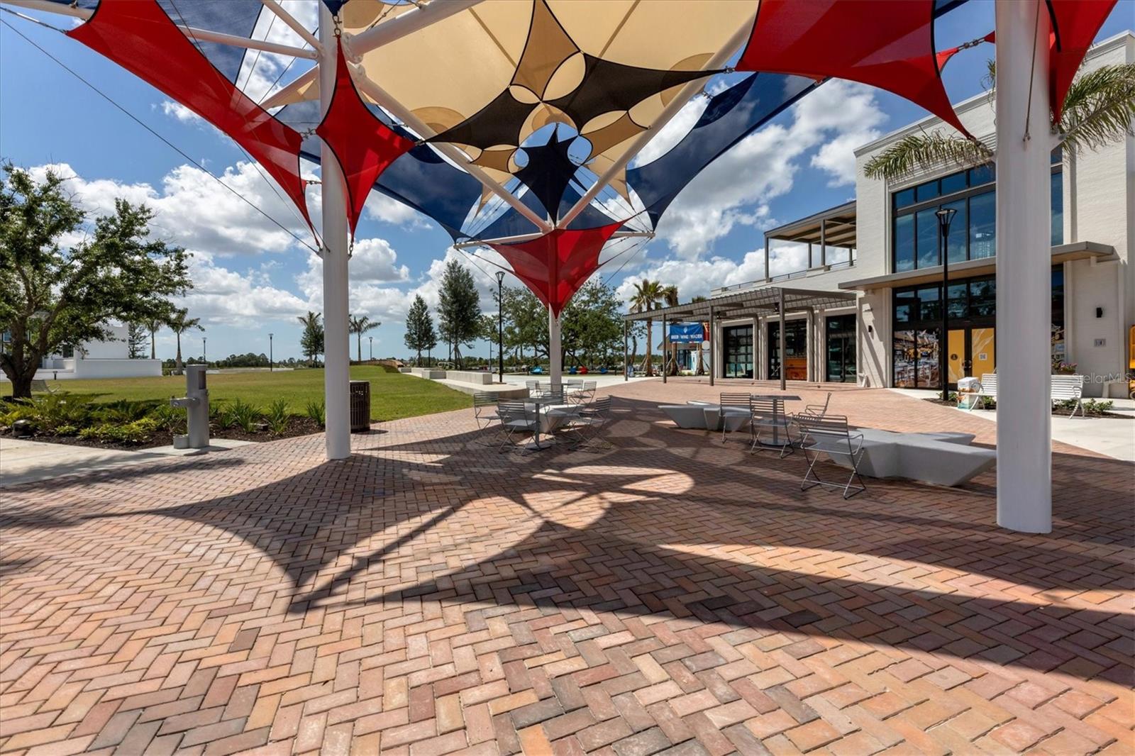 Image 66 of 74 For 19851 Quisto Street