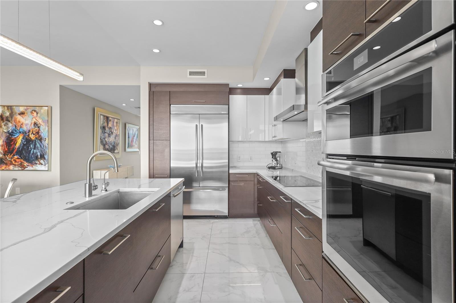 Image 17 of 48 For 1155 Gulfstream Avenue 306