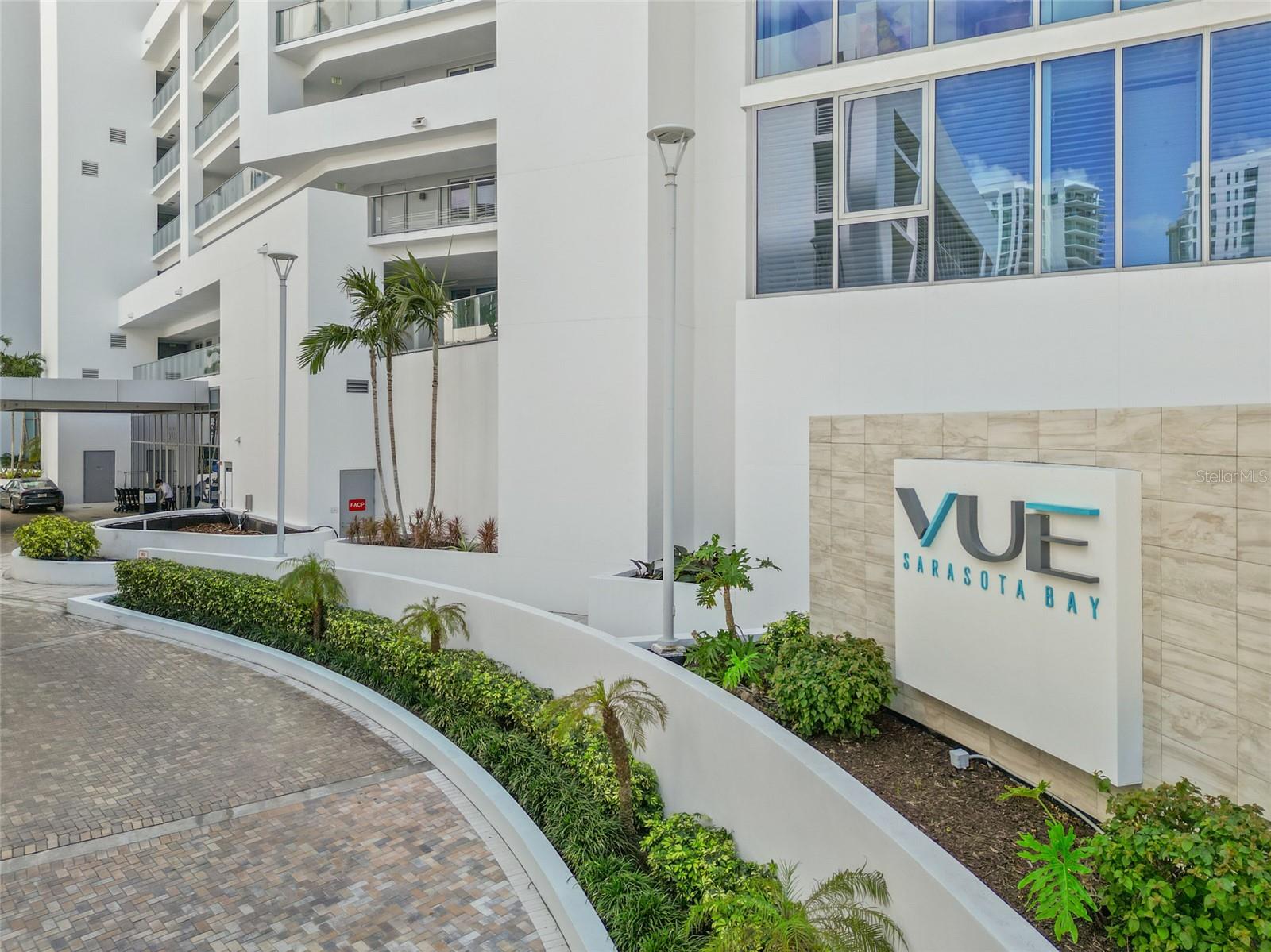 Image 2 of 48 For 1155 Gulfstream Avenue 306