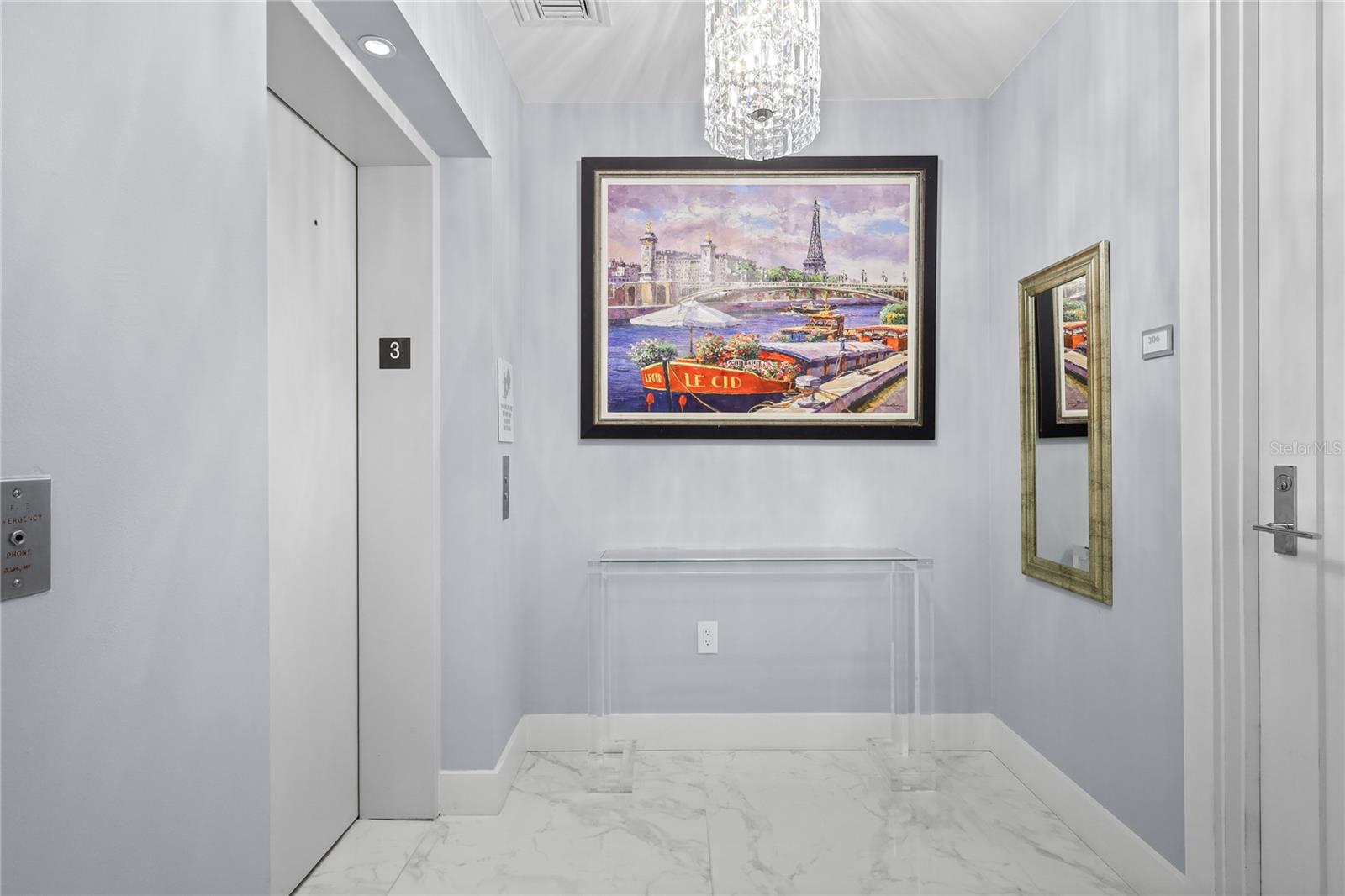 Image 21 of 48 For 1155 Gulfstream Avenue 306