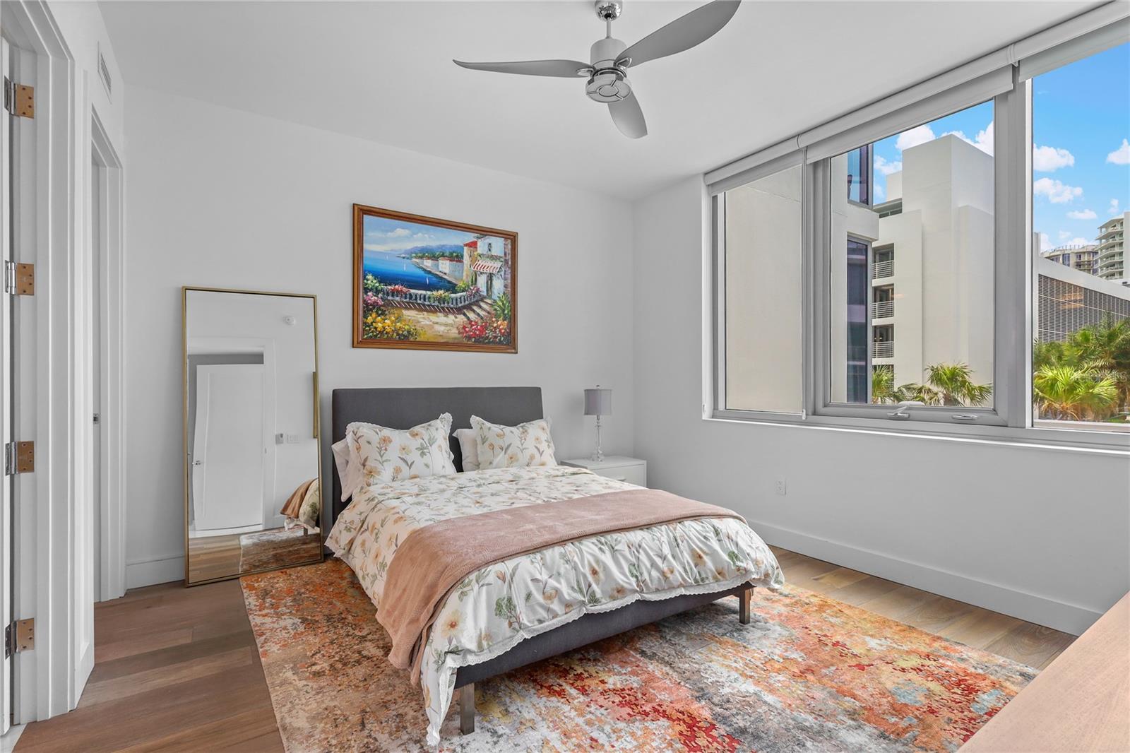 Image 27 of 48 For 1155 Gulfstream Avenue 306