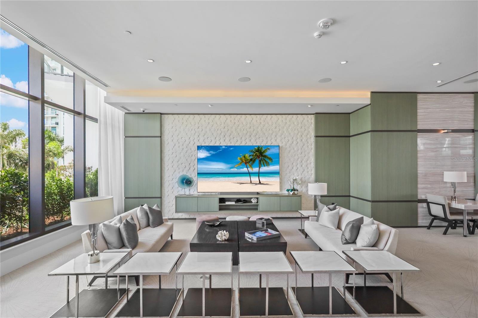 Image 39 of 48 For 1155 Gulfstream Avenue 306