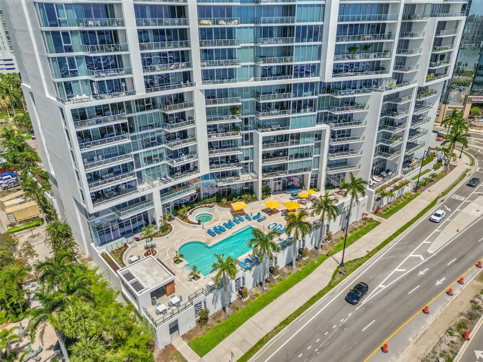 Image 40 of 48 For 1155 Gulfstream Avenue 306