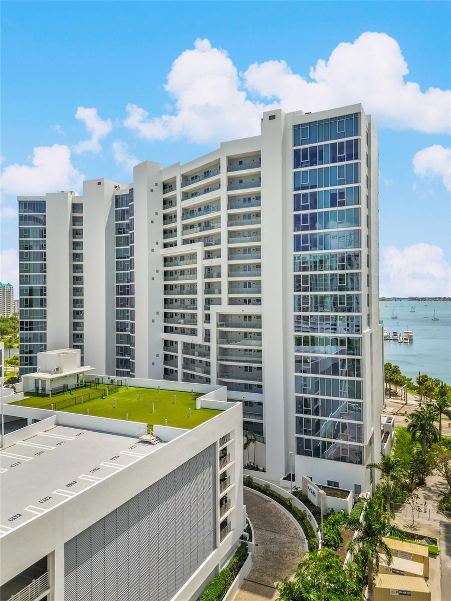Image 43 of 48 For 1155 Gulfstream Avenue 306