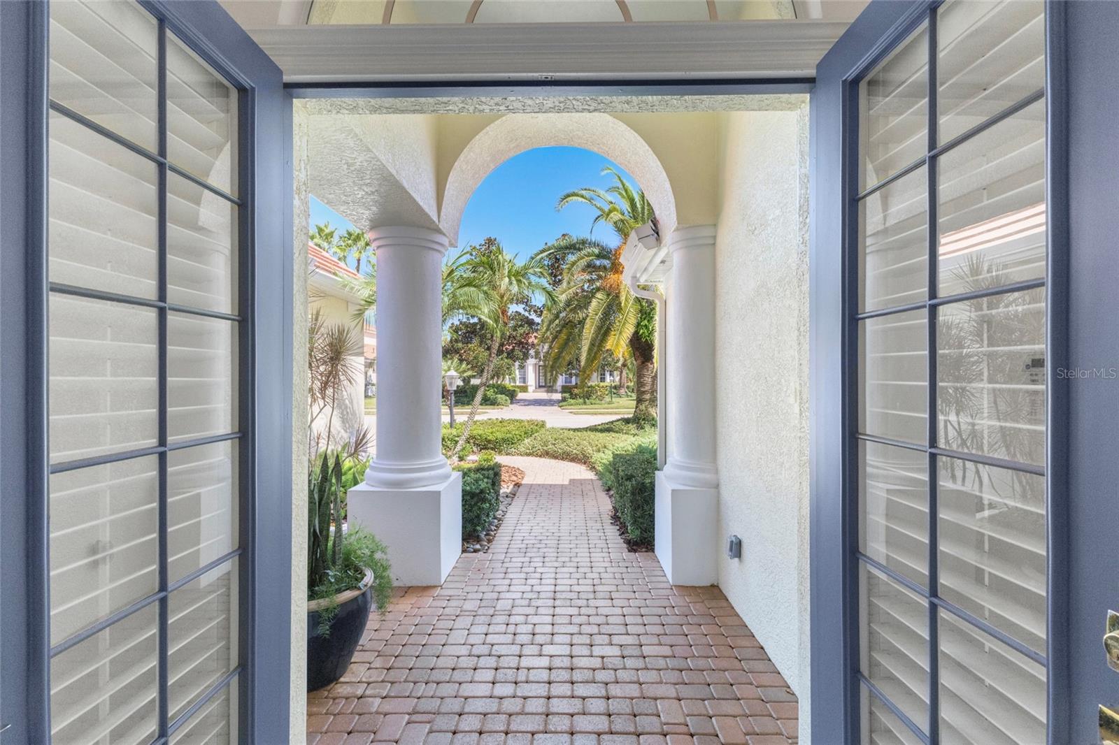 Image 19 of 84 For 7062 Twin Hills Terrace