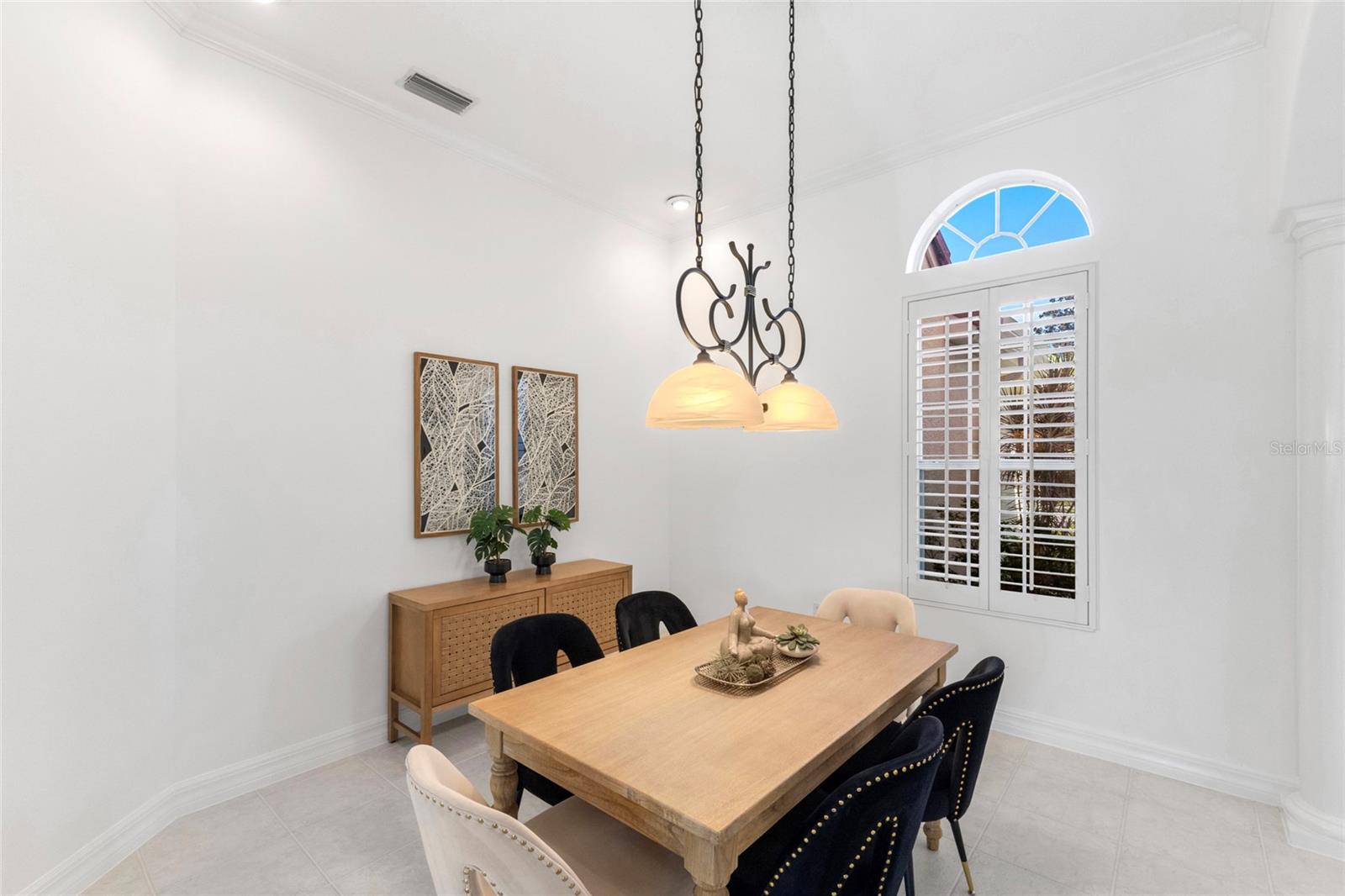 Image 22 of 84 For 7062 Twin Hills Terrace