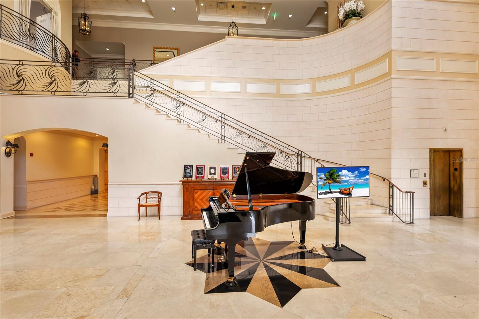 Image 79 of 84 For 7062 Twin Hills Terrace