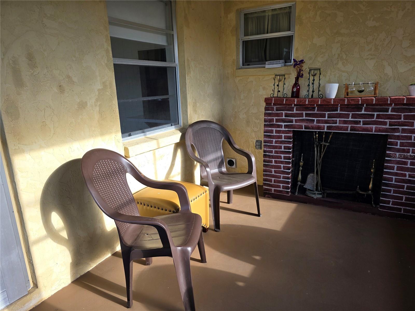 Image 19 of 21 For 575 Constance Road