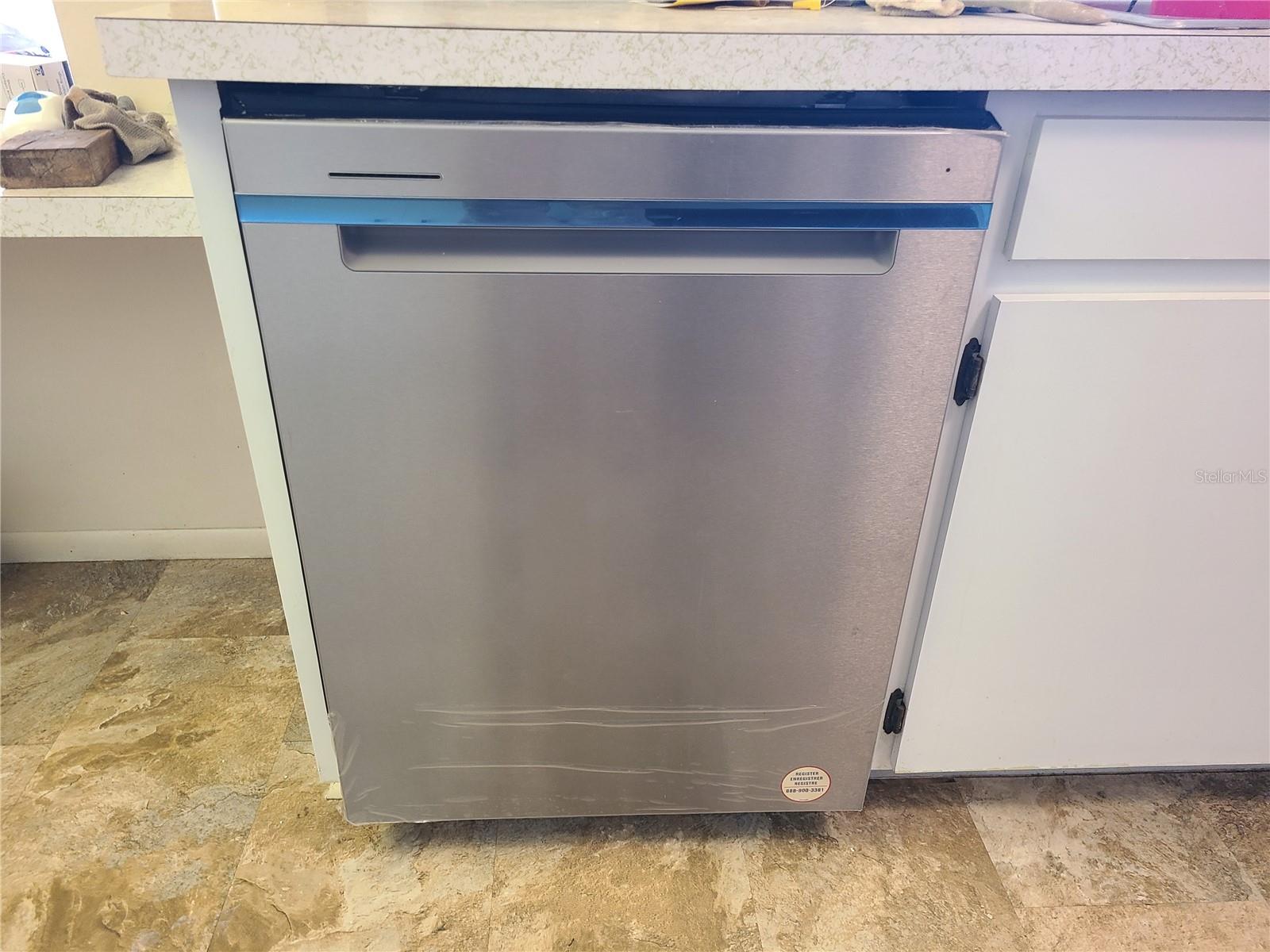 Image 8 of 21 For 575 Constance Road