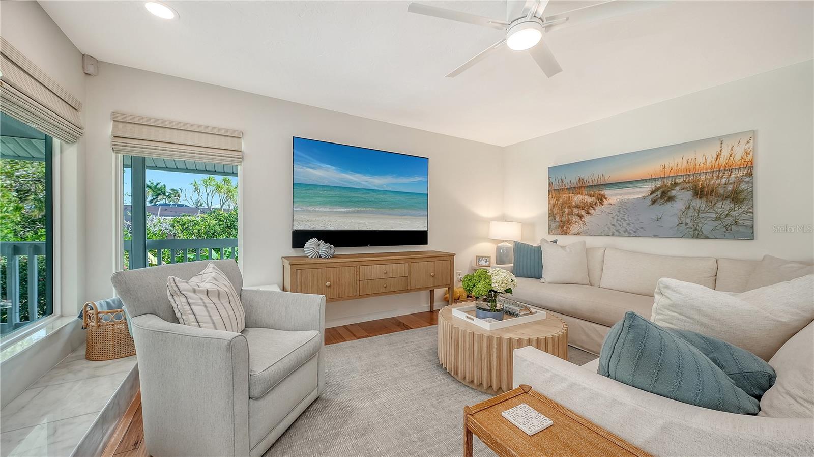 Image 22 of 55 For 476 Meadow Lark Drive