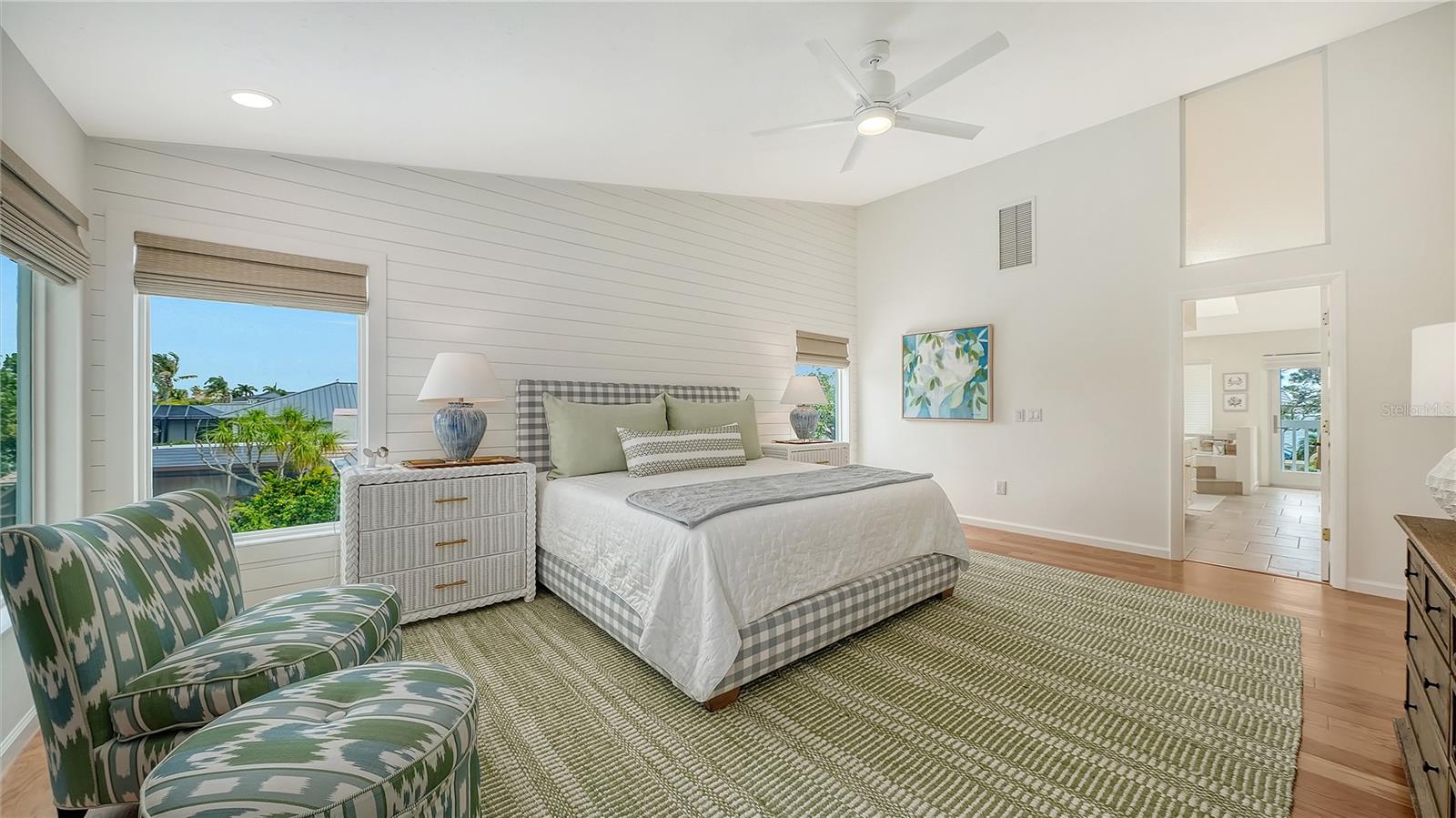 Image 32 of 55 For 476 Meadow Lark Drive