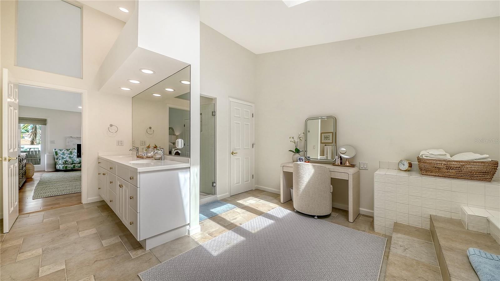 Image 34 of 55 For 476 Meadow Lark Drive