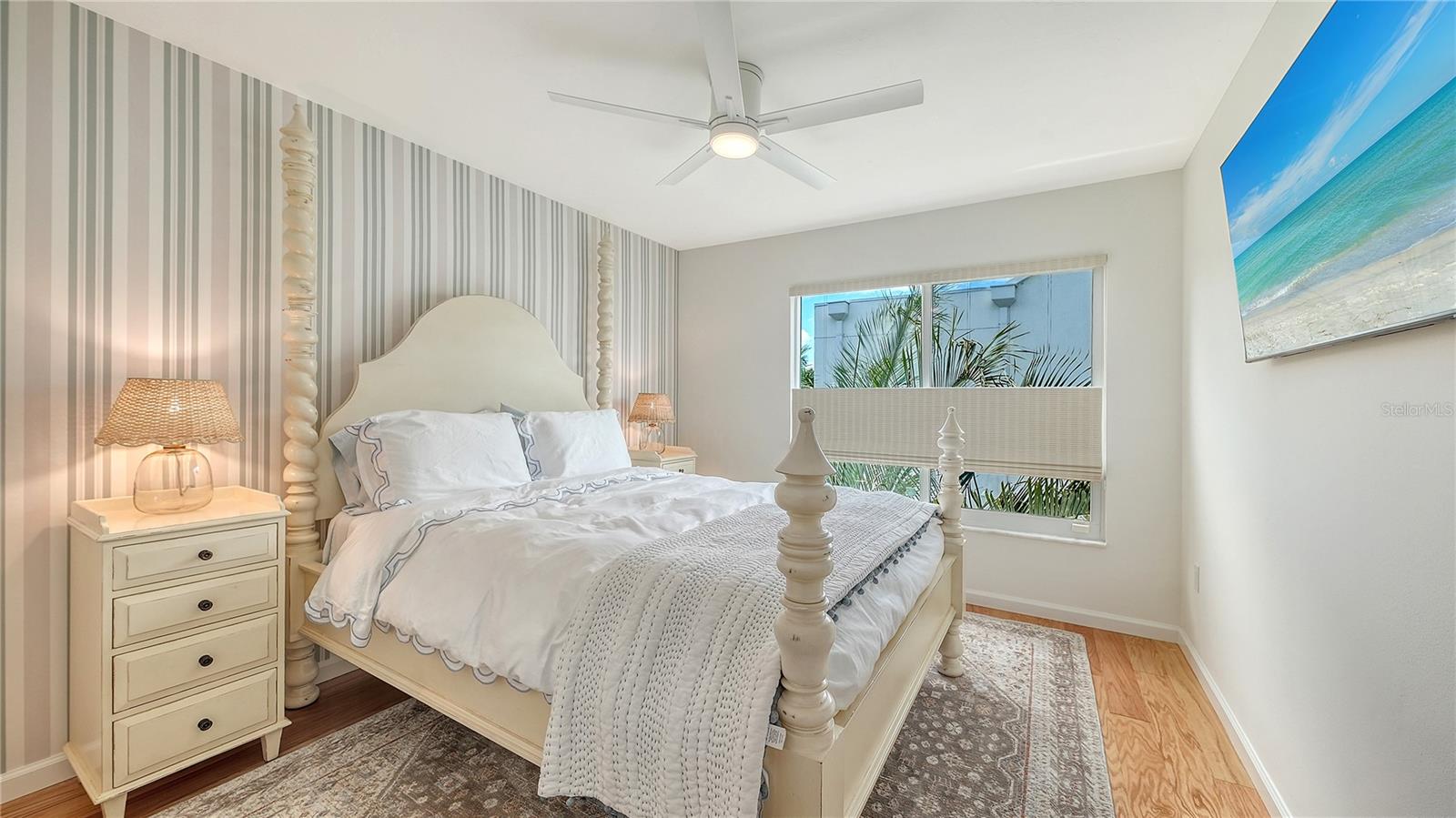 Image 42 of 55 For 476 Meadow Lark Drive