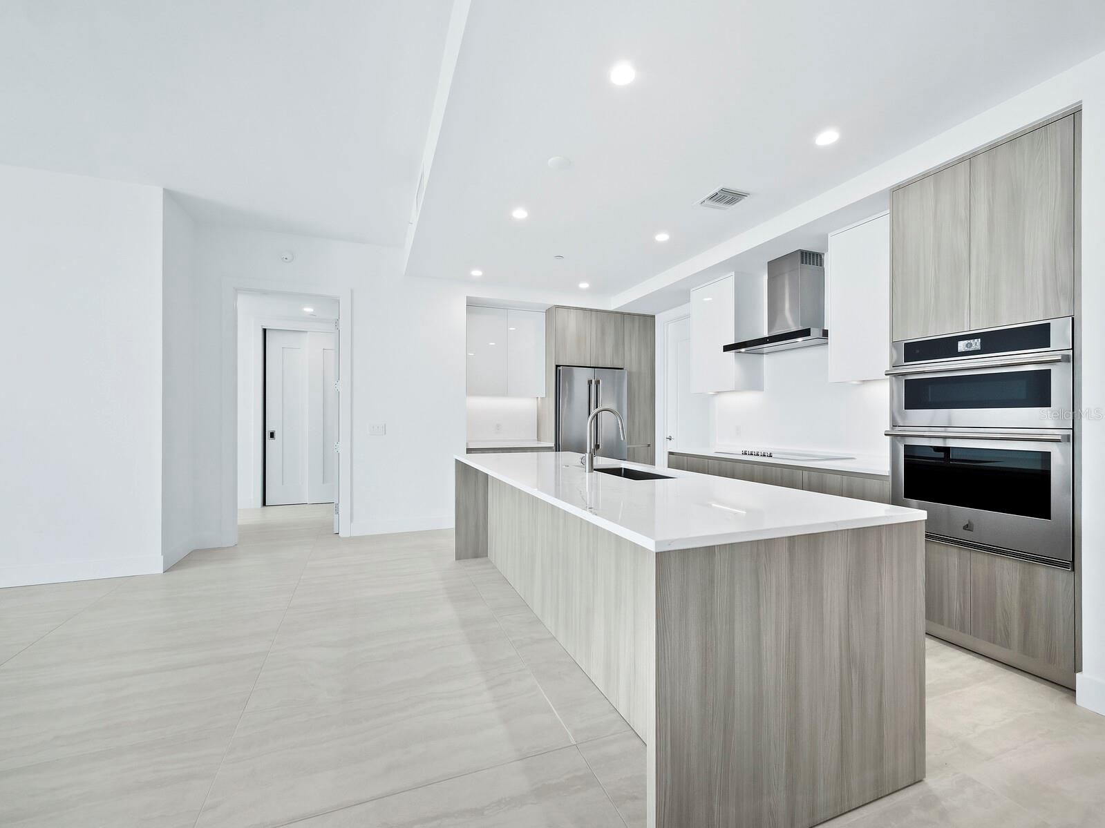 Image 10 of 60 For 301 Quay Commons  1003