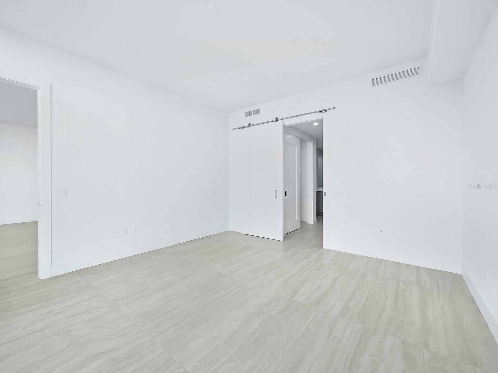 Image 30 of 60 For 301 Quay Commons  1003