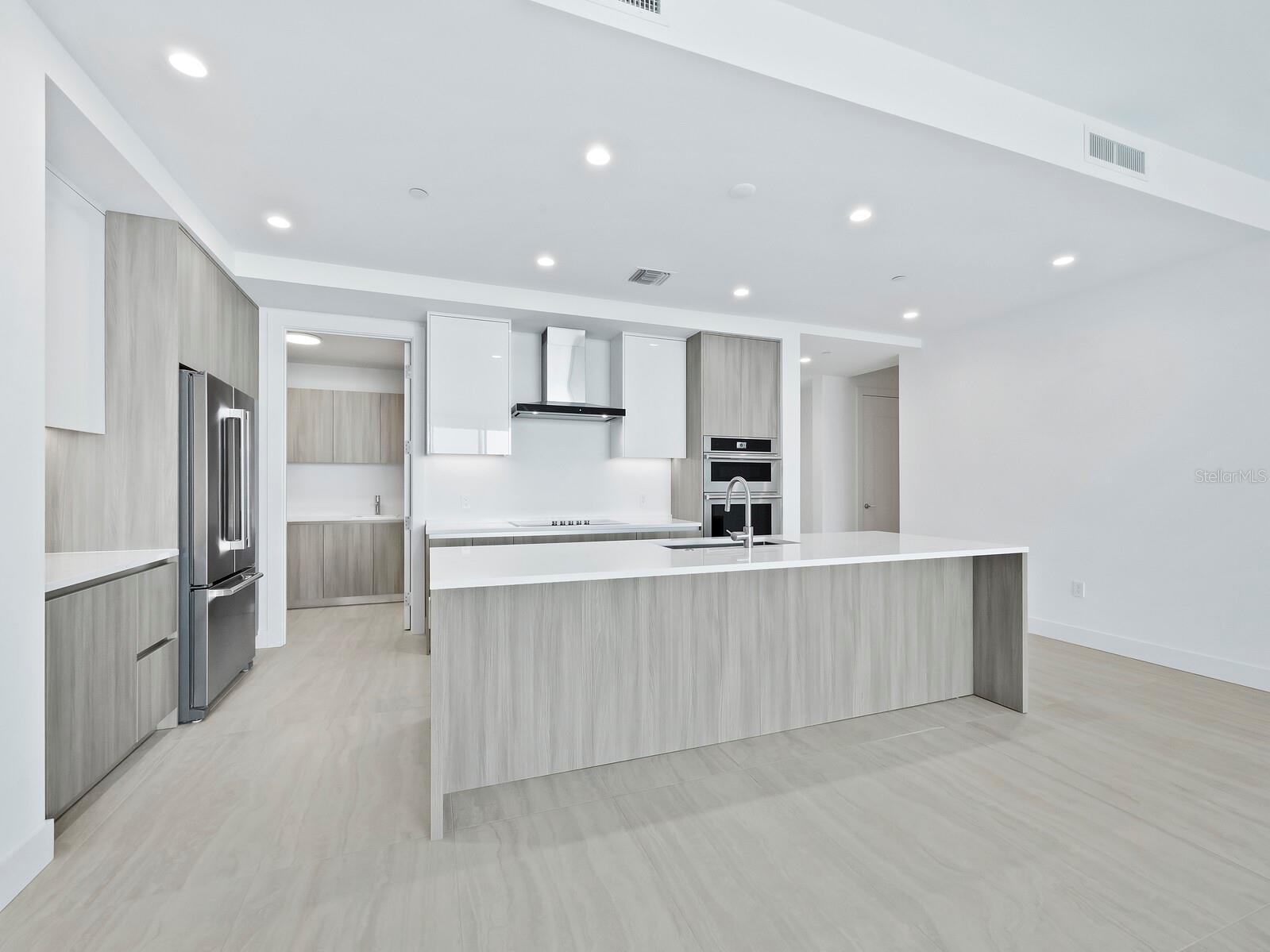 Image 9 of 60 For 301 Quay Commons  1003