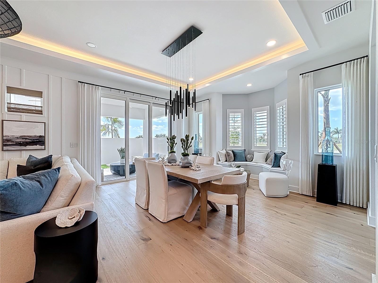 Listing photo id 10 for 6105 White Mangrove Lane