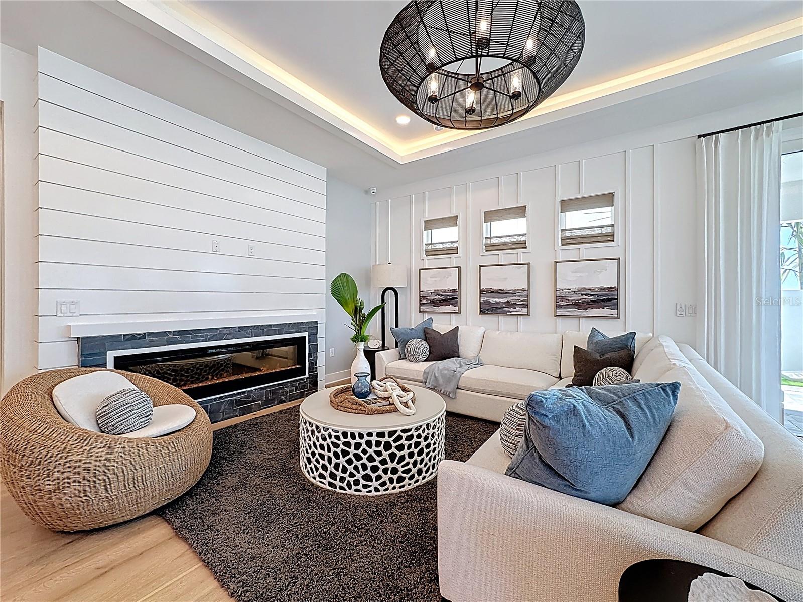 Listing photo id 11 for 6105 White Mangrove Lane