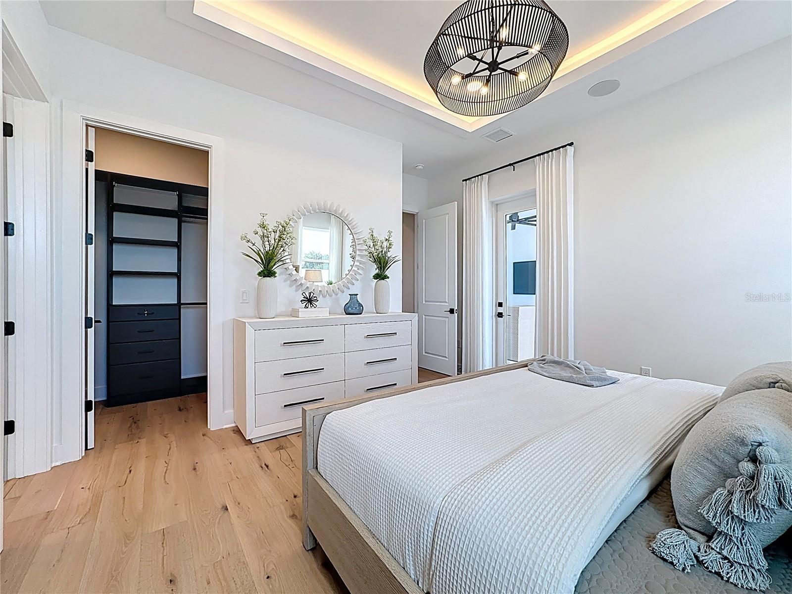 Listing photo id 28 for 6105 White Mangrove Lane