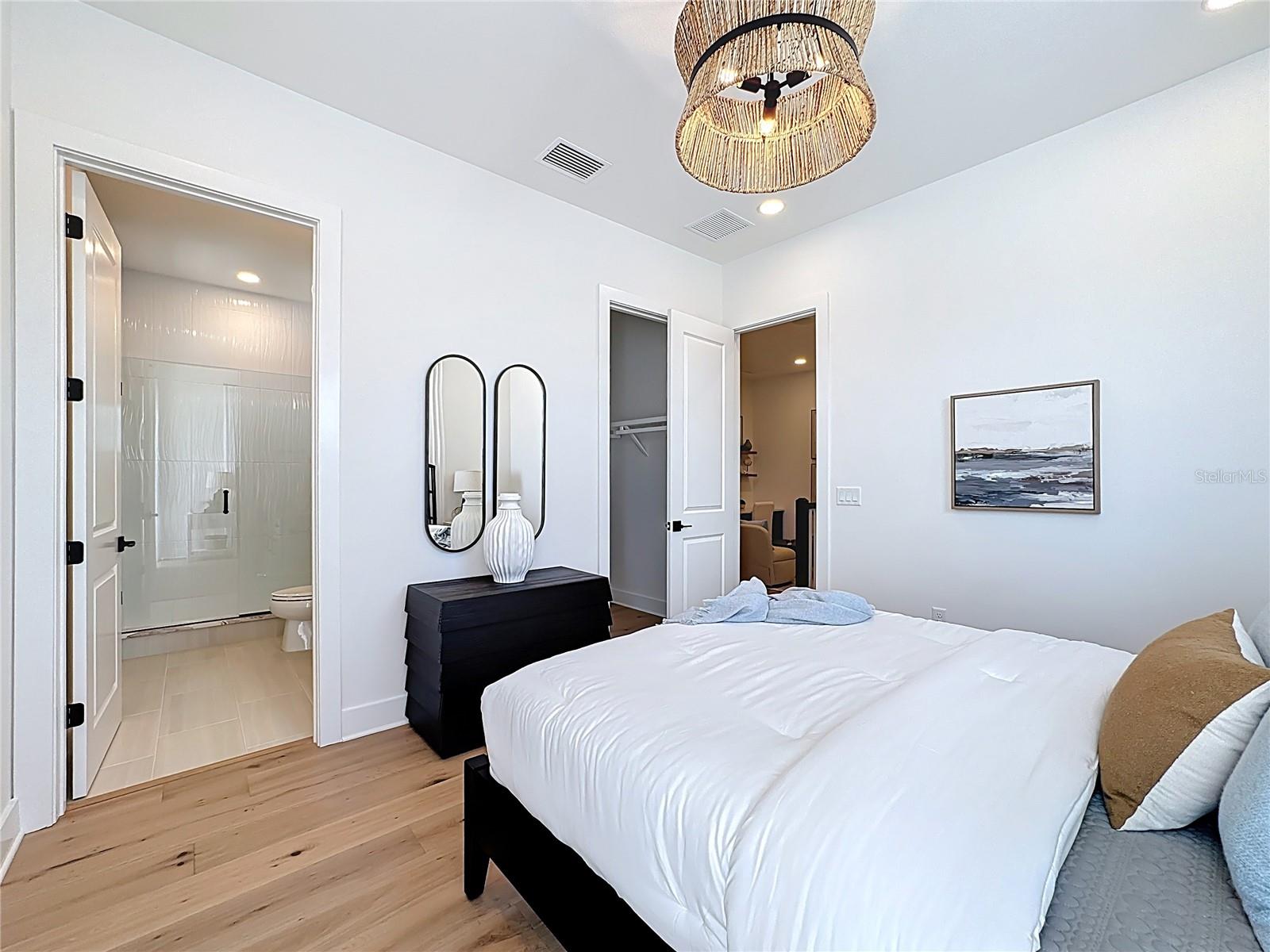 Listing photo id 39 for 6105 White Mangrove Lane