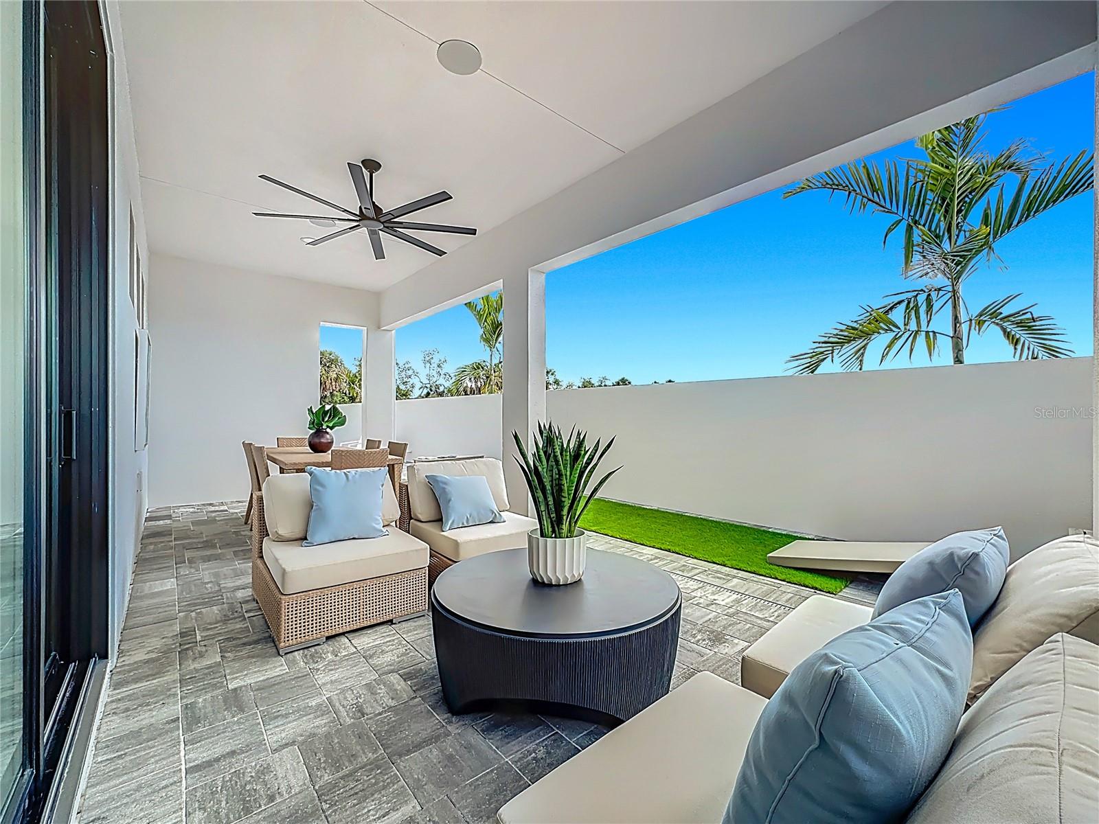 Listing photo id 60 for 6105 White Mangrove Lane