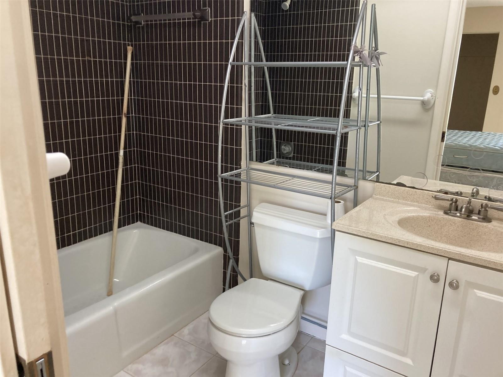 Image 10 of 25 For 3500 El Conquistador Parkway 129