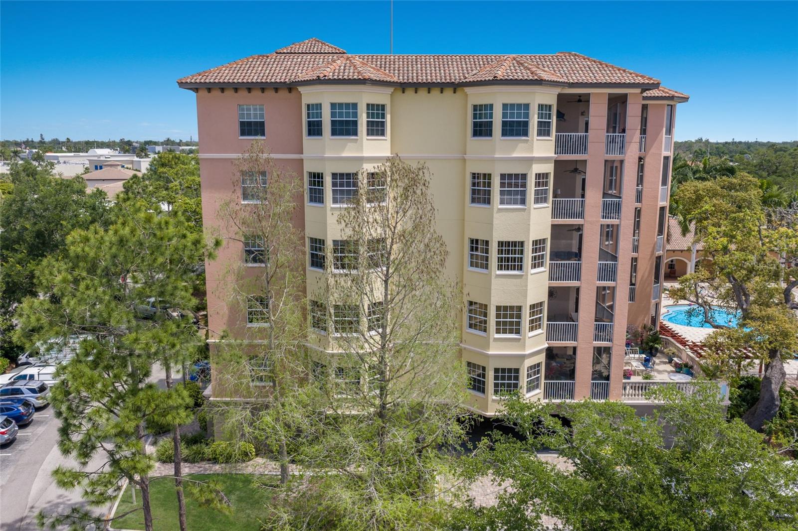 Image 2 of 52 For 5591 Cannes Circle 502