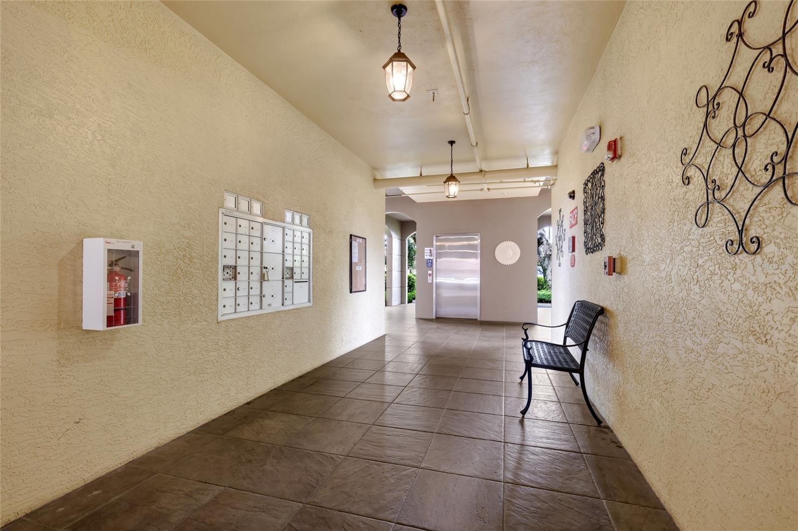 Image 33 of 52 For 5591 Cannes Circle 502