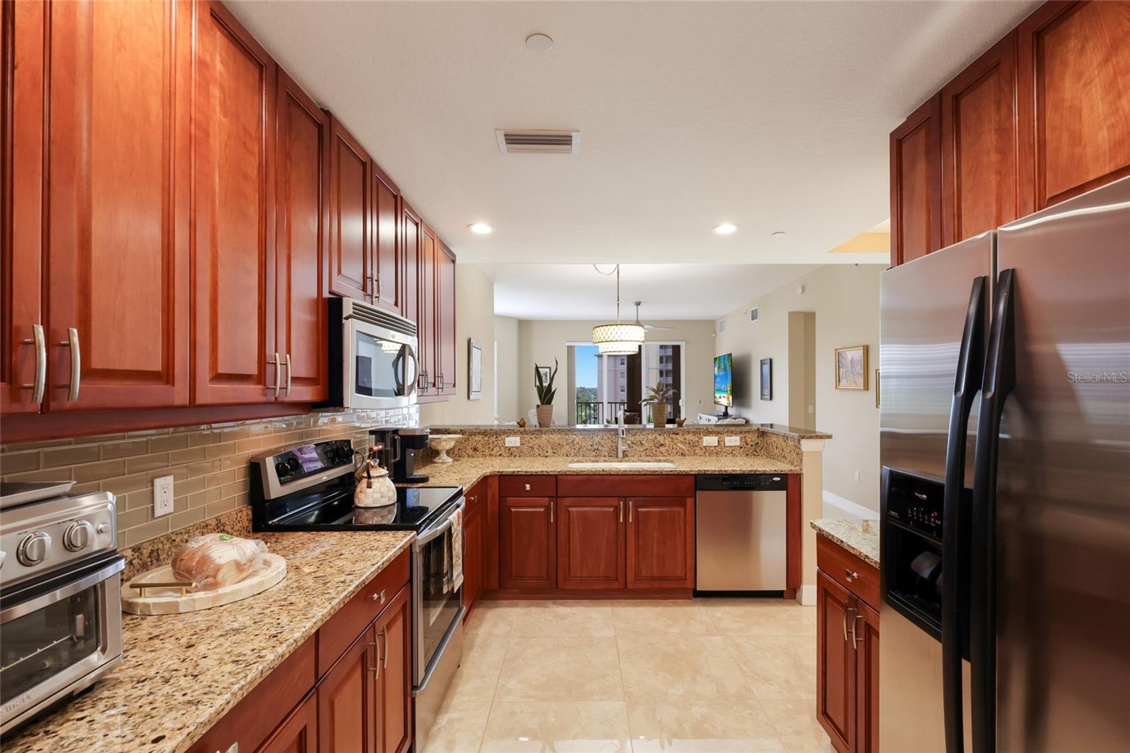 Image 6 of 52 For 5591 Cannes Circle 502